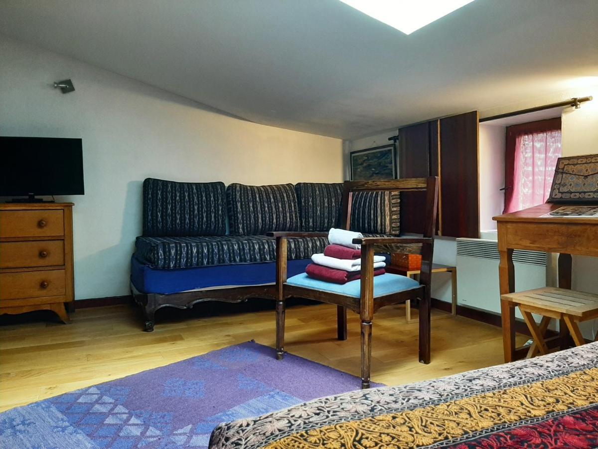 Chambres D'Hotes Le Petit Siam : Le Calme En Centre Ville Clermont-Ferrand Esterno foto