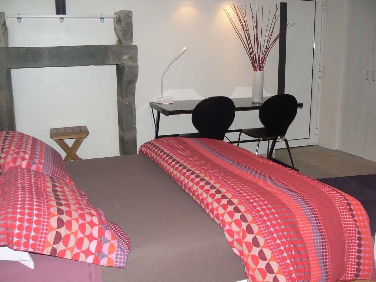 Chambres D'Hotes Le Petit Siam : Le Calme En Centre Ville Clermont-Ferrand Camera foto
